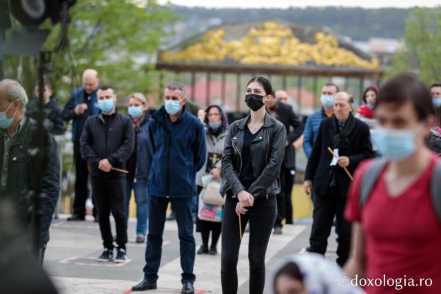 Denia Prohodului Domnului la Catedrala mitropolitană din Iași: „Pentru viața prietenilor Săi, Hristos Domnul a ales calea răstignirii”