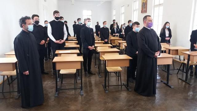Concurs școlar dedicat Episcopului Melchisedec Ștefănescu, la Roman