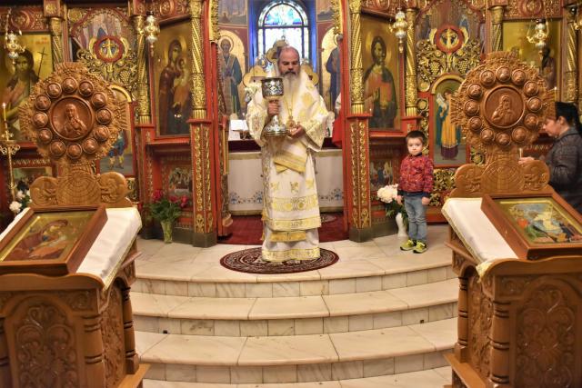 PS Ignatie: „Nu numai omul însetează să intre în comuniune cu Dumnezeu, ci și El vine în căutarea omului”