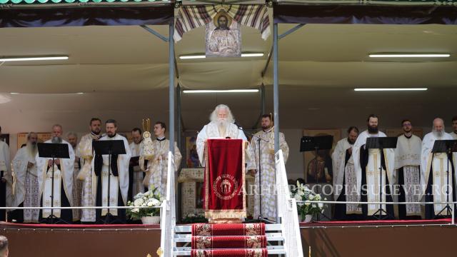 Bucuria Învierii Domnului la Catedrala Arhiepiscopală din Suceava