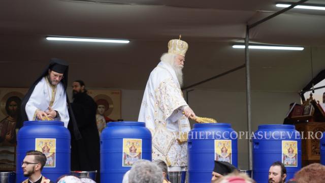 Sărbătoarea Izvorului Tămăduirii la Catedrala Arhiepiscopală din Suceava