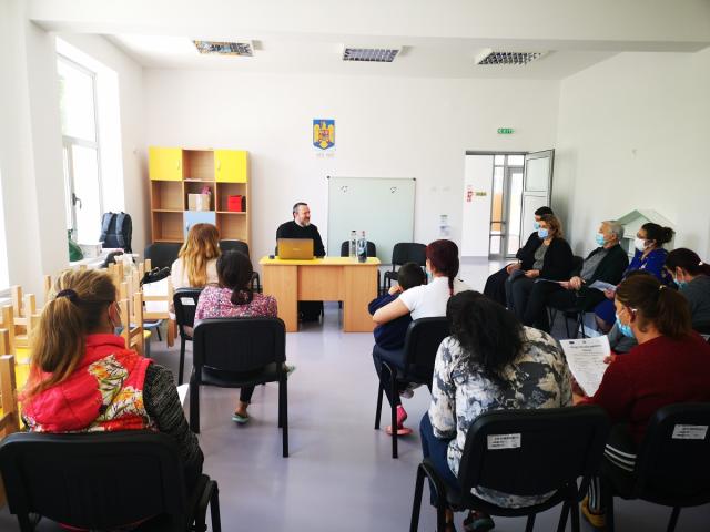 „Alege Școala!”, o șansă pentru copiii rămași singuri acasă