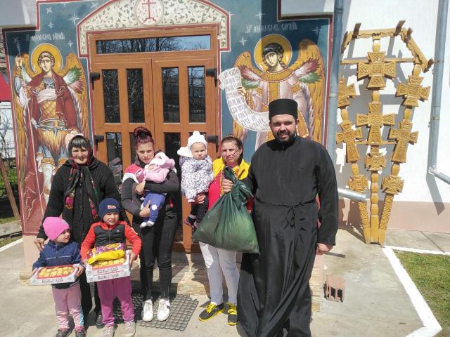 Slujire arhierească și vizită pastorală în Parohia Chișcăreni și filia Sat Nou