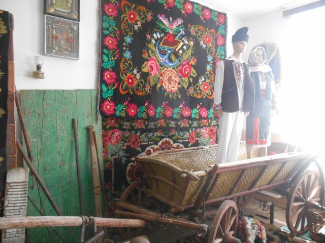 Slujire arhierească și vizită pastorală în Parohia Chișcăreni și filia Sat Nou