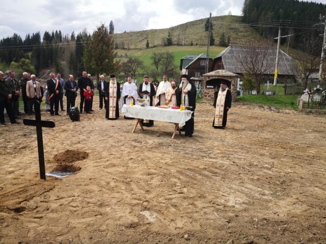 Sfințire de loc de biserică în Brodina de Sus, Suceava