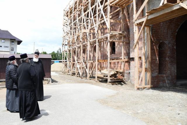 Apel pentru sprijinirea construirii clopotniţei Mănăstirii Hadâmbu