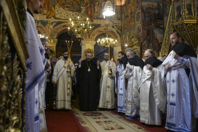 Slujire arhierească la hramul Mănăstirii Golia, după mai bine de 20 de ani