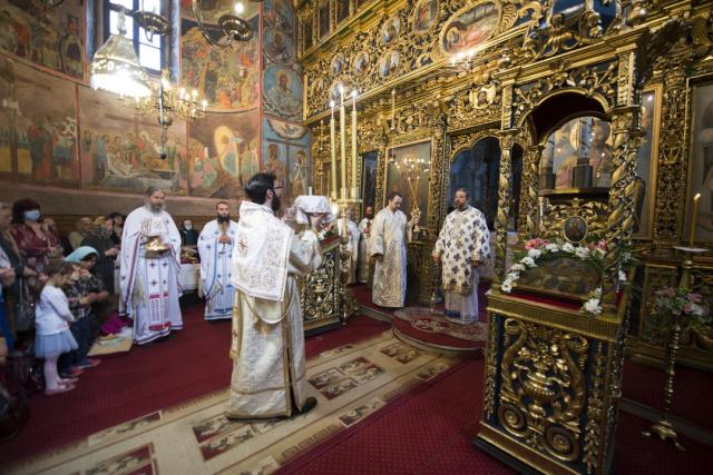 Slujire arhierească la hramul Mănăstirii Golia, după mai bine de 20 de ani