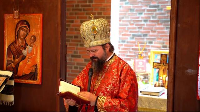 (Video) „Îi rugăm pe Sfinții Apostoli să ne ajute în aceste vremuri înșelătoare” – PS Macarie