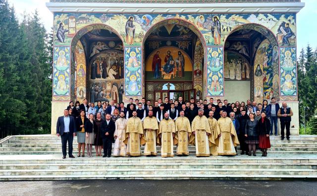 Festivitate de absolvire la Seminarul Teologic „Veniamin Costachi” de la Neamț