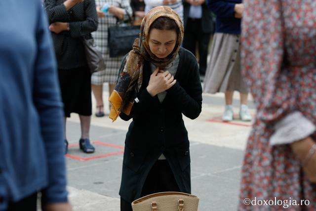 De 380 de ani, Sfânta Cuvioasă Parascheva ocrotește ținutul binecuvântat al Moldovei: „Mulţumim lui Dumnezeu pentru darul făcut Iaşilor”