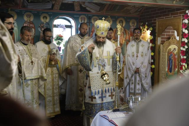 Pictura bisericii din curtea Spitalului Clinic „Dr. C. I. Parhon” ‒ Iași, sfințită de PS Părinte Nichifor Botoșăneanul