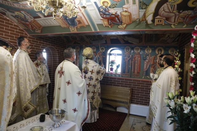 Pictura bisericii din curtea Spitalului Clinic „Dr. C. I. Parhon” ‒ Iași, sfințită de PS Părinte Nichifor Botoșăneanul