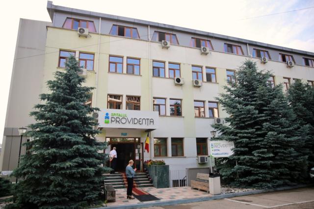 IPS Părinte Mitropolit Teofan a sfințit astăzi pictura paraclisului de la Spitalul „Providența” și a binecuvântat locul pentru o nouă biserică