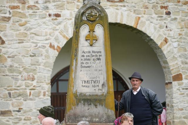 Hramul Mănăstirii Neamț: „Prin participarea noastră la Sfânta Liturghie, suntem prezenți la Înălțarea Domnului la cer”