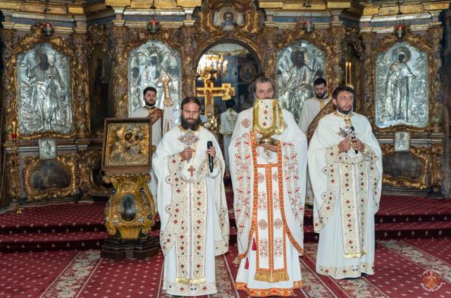 Sfântul Proroc Ilie Tesviteanul, serbat în Catedrala Arhiepiscopală din Roman