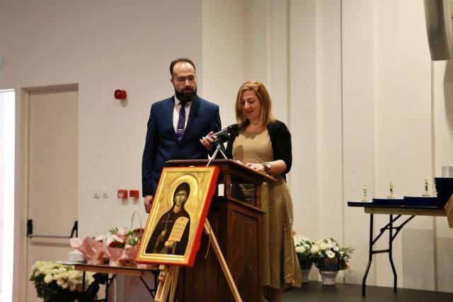 Curs festiv la Iași: absolvenții Facultății de Teologie din Iași au depus jurământul de credință
