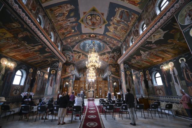 Slujire arhierească la hramul Bisericii „Binecredinciosul Voievod Ştefan cel Mare şi Sfânt” din Iaşi