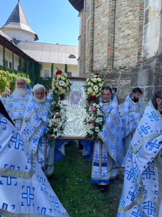 Hramul icoanei Maicii Domnului Îndrumătoarea de la Mănăstirea Neamț