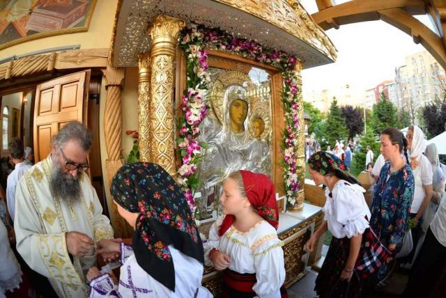 Cinstirea Icoanei Maicii Domnului Prodromița la Paraclisul Catedralei Naționale: Programul hramului