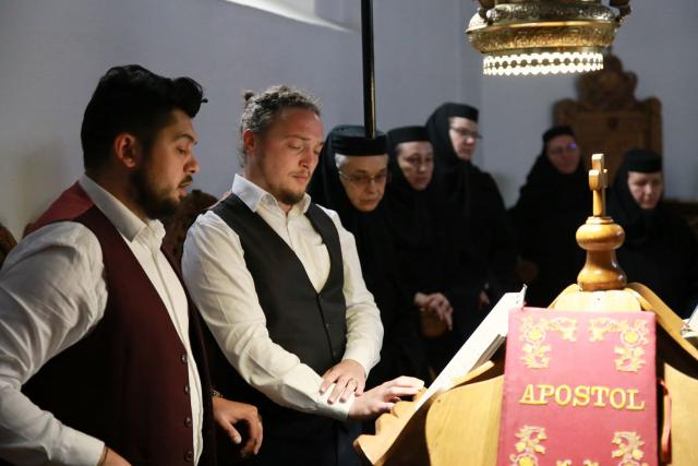 Hramul Centrului social-cultural „Sfântul Ilie” de la Miclăușeni. PS Părinte Nichifor Botoșăneanul a săvârșit Sfânta Liturghie