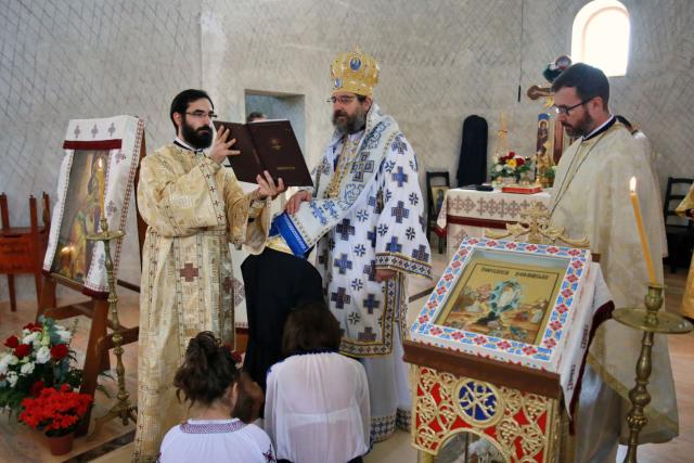 PS Nichifor Botoșăneanul, către credincioșii din Parohia Vlădiceni: „În această viață, poți să Îl cunoști pe Dumnezeu”