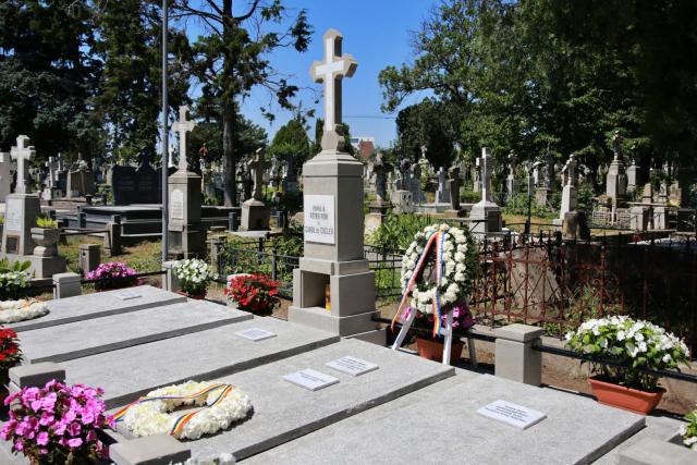 La Cimitirul „Eternitatea” a fost sfințit mormântul profesorului Petru Poni