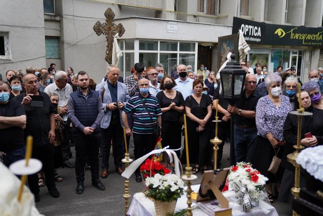 Părintele Dumitru Nechifor, înmormântat la biserica unde și-a dedicat jumătate din viață