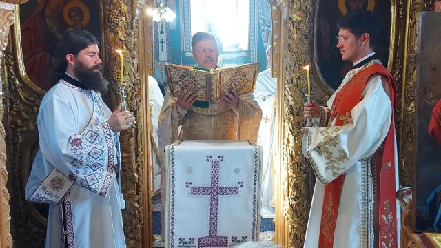 Sfântul Tămăduitor Pantelimon, cinstit de credincioșii Parohiei Aroneanu