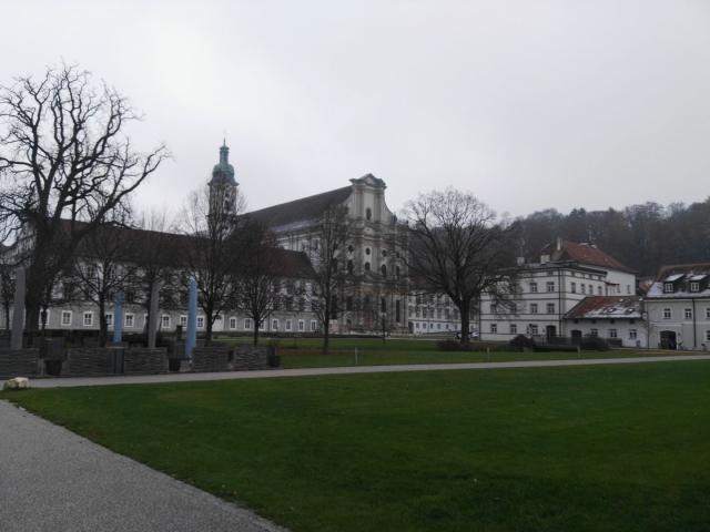 Cimitirul prizonierilor de război din Fürstenfeldbruck – morminte ale soldaților români în Germania (V)