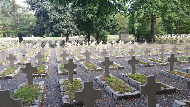 Memorialul Național din Łambinowice – morminte ale soldaților români în Polonia (I)