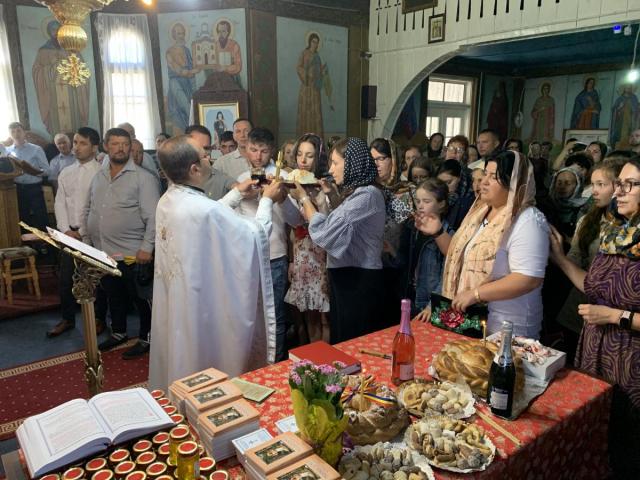 „Ziua fiilor satului”, în Parohia Cernu