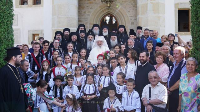 Părintele Patriarh Daniel, despre rolul Serbării de la Putna: „Pentru speranța unei unități mai intense a românilor din țară și din străinătate”