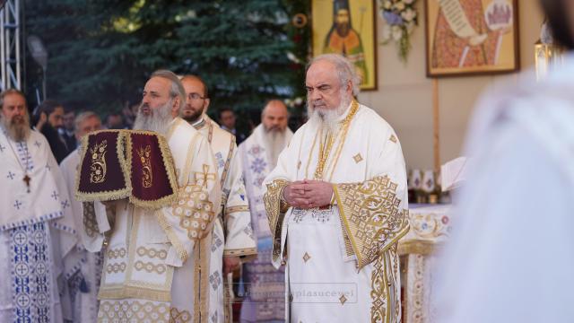 Liturghie patriarhală cu prilejul hramului și al Serbării de la Mănăstirea Putna