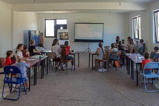 Atelier iconografie pentru copii și tineri, în Parohia Urșița – Mironeasa