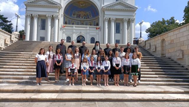 Iași: Premierea la nivel eparhial a câștigătorilor Concursului Național Catehetic „Biserica–familia românilor de pretutindeni”