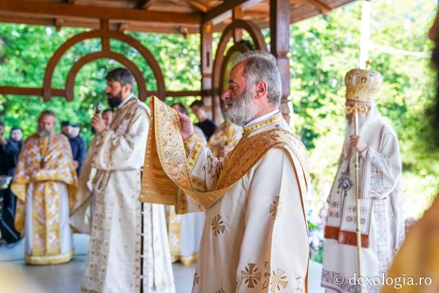 Praznicul Schimbării la Față la Mănăstirea Sângeap-Basaraba