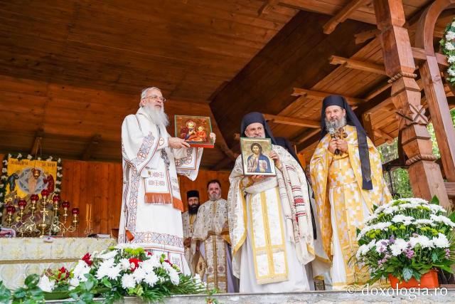 Praznicul Schimbării la Față la Mănăstirea Sângeap-Basaraba
