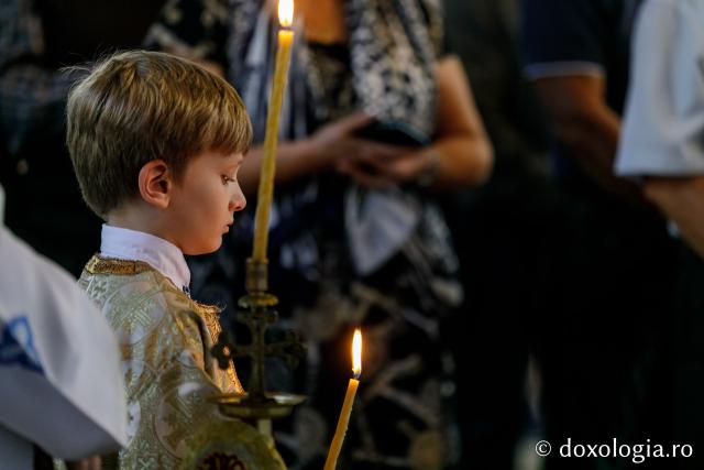 Sfântul Ierarh Alexandru al Constantinopolului prăznuit într-o parohie ieșeană
