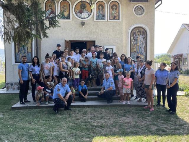 Activităţi pentru tineri în Parohia Siretu