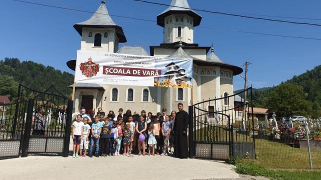 „Școala din tinda Bisericii”, în Parohia Goioasa