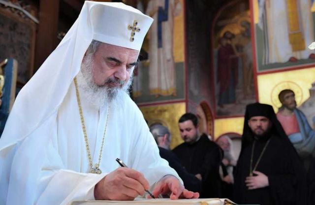 Părintele Patriarh Daniel, despre limba română: „În istoria poporului nostru, a fost mereu liantul viu dintre credință, cuget și simțire”