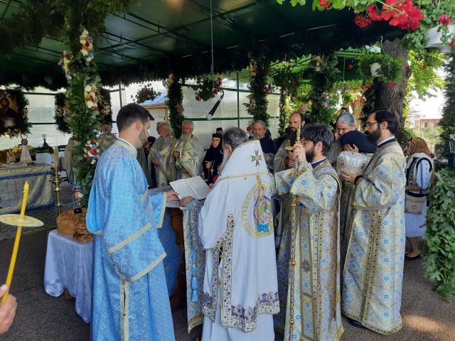 Sărbătorile Văratecului, triadă de bucurie duhovnicească pentru obștea monahală și pentru nemțeni