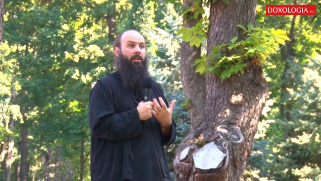 (Video) Pr. Hrisostom Rădășanu – Iisus Hristos – Adevărata școală a discernământului în viața noastră online și în cea offline