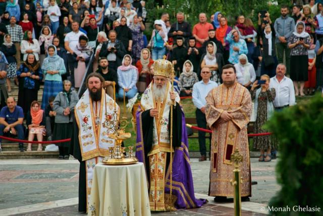 Priveghere închinată Sfintei Teodora de la Sihla la Mănăstirea Sihăstria, Neamț