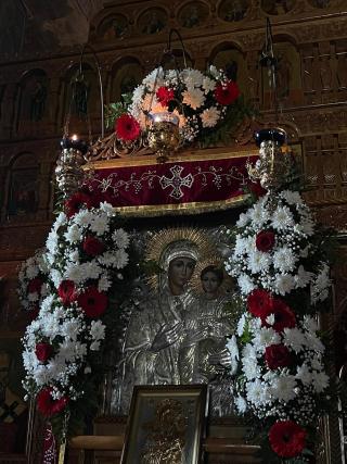 Liturghie arhierească la hramul Mănăstirii „Sfânta Teodora de la Sihla” – Codrii Pașcanilor