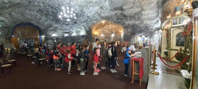 A IV-a ediție a „Școlii din tinda Raiului”, la Bacău