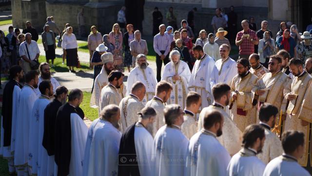 Duminica a VII-a după Rusalii la Catedrala Arhiepiscopală din Suceava – Mănăstirea „Sfântul Ioan cel Nou”