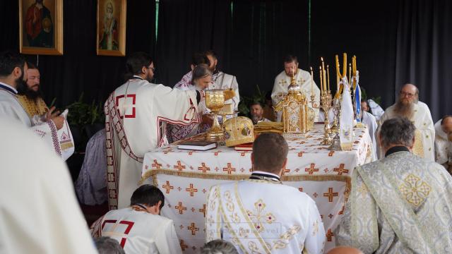 Biserica „Sfântul Nicolae” din Berchișești, județul Suceava, a fost resfințită
