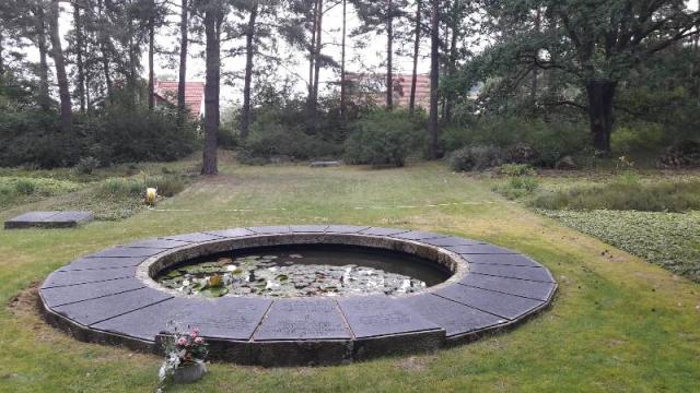 Cimitirul de război „Waldfriedhof Föhrenweg“ din Neumarkt in der Oberpfalz – morminte ale soldaților români în Germania (VI)